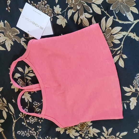 Beyond Yoga Tops - NWT 🪷 Beyond Yoga Spacedye Razorback Crop